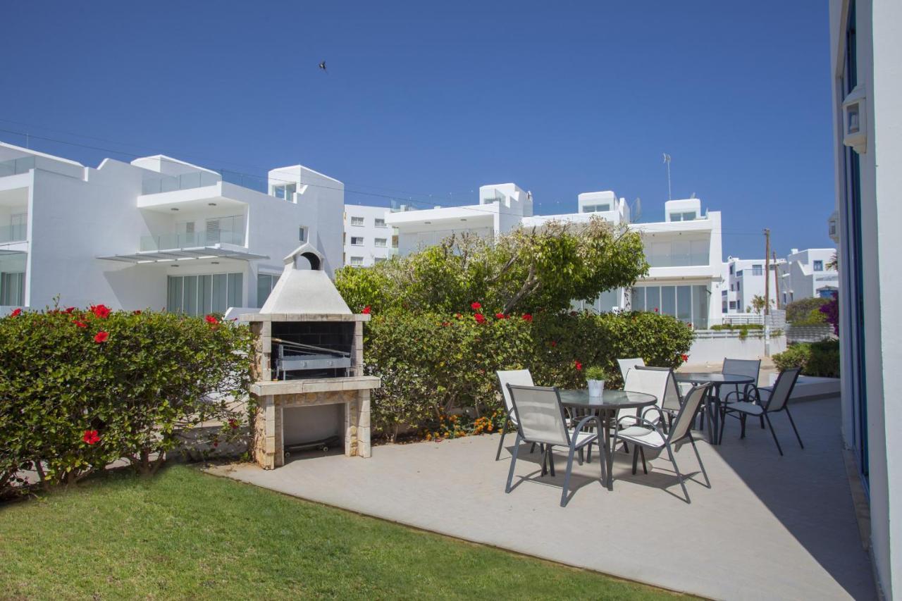 Protaras Seafront Villa Infinte Aretousa Zewnętrze zdjęcie