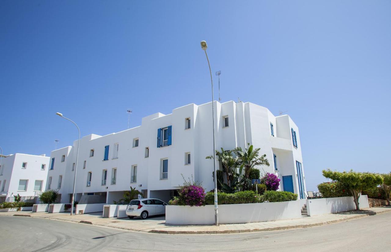Protaras Seafront Villa Infinte Aretousa Zewnętrze zdjęcie